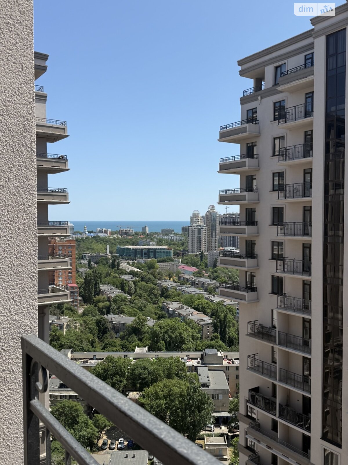 Продаж однокімнатної квартири в Одесі, на дор. Фонтанська 25, район Приморський фото 1 Продаж однокімнатної квартири в Одесі, на дор. Фонтанська 25, район Приморський фото 1