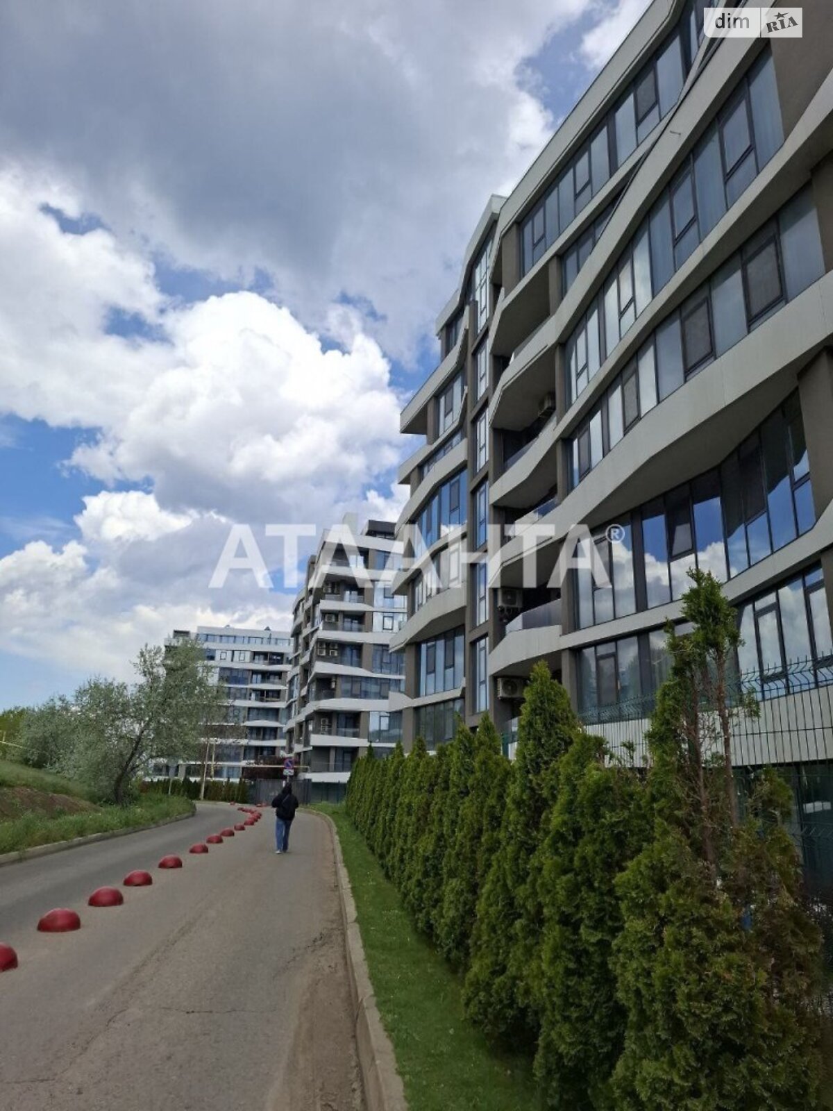 Продаж однокімнатної квартири в Одесі, на дор. Фонтанська, район Приморський фото 1 Продаж однокімнатної квартири в Одесі, на дор. Фонтанська, район Приморський фото 1