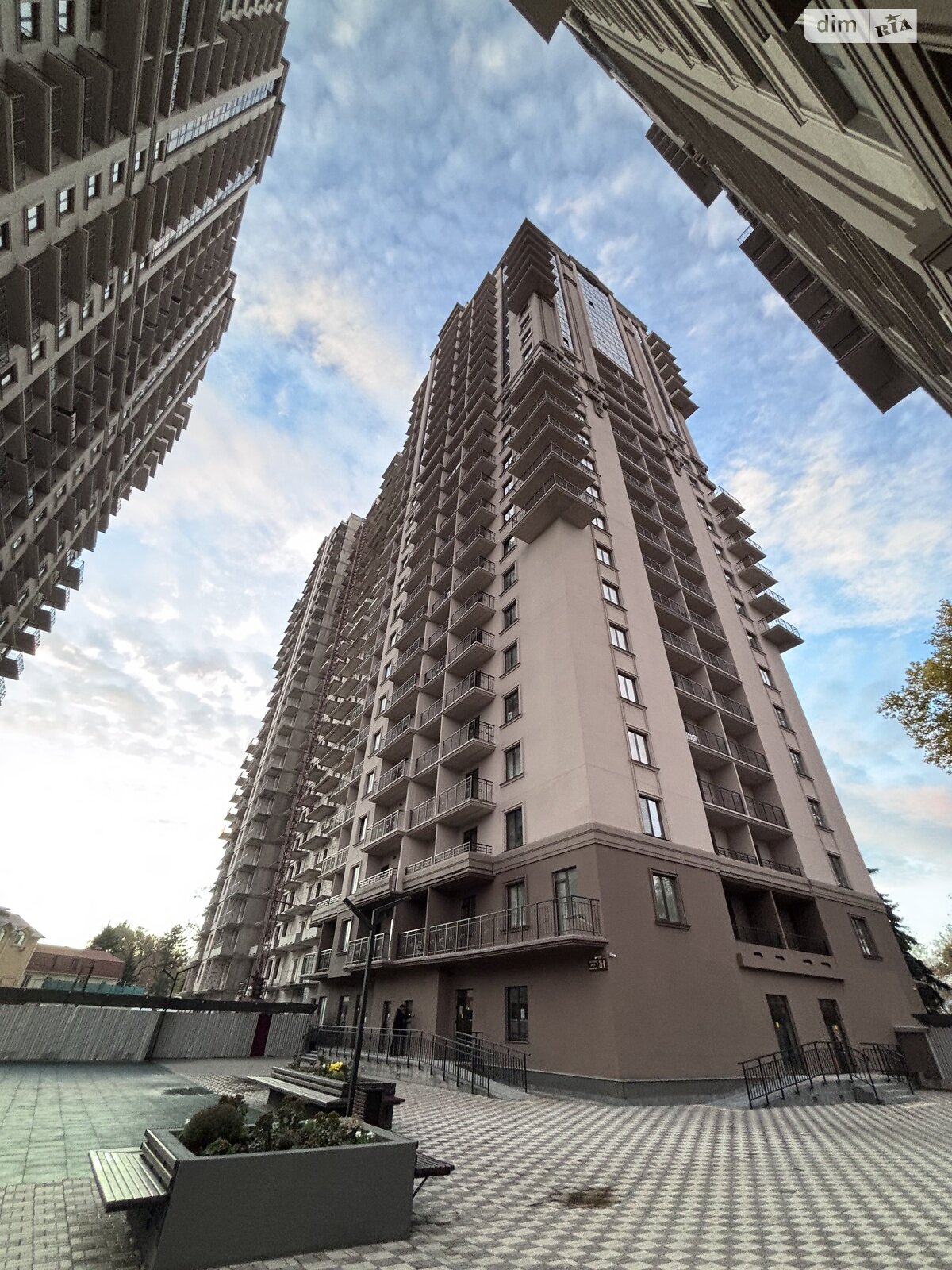 Продаж однокімнатної квартири в Одесі, на дор. Фонтанська 25Ж, район Приморський фото 1