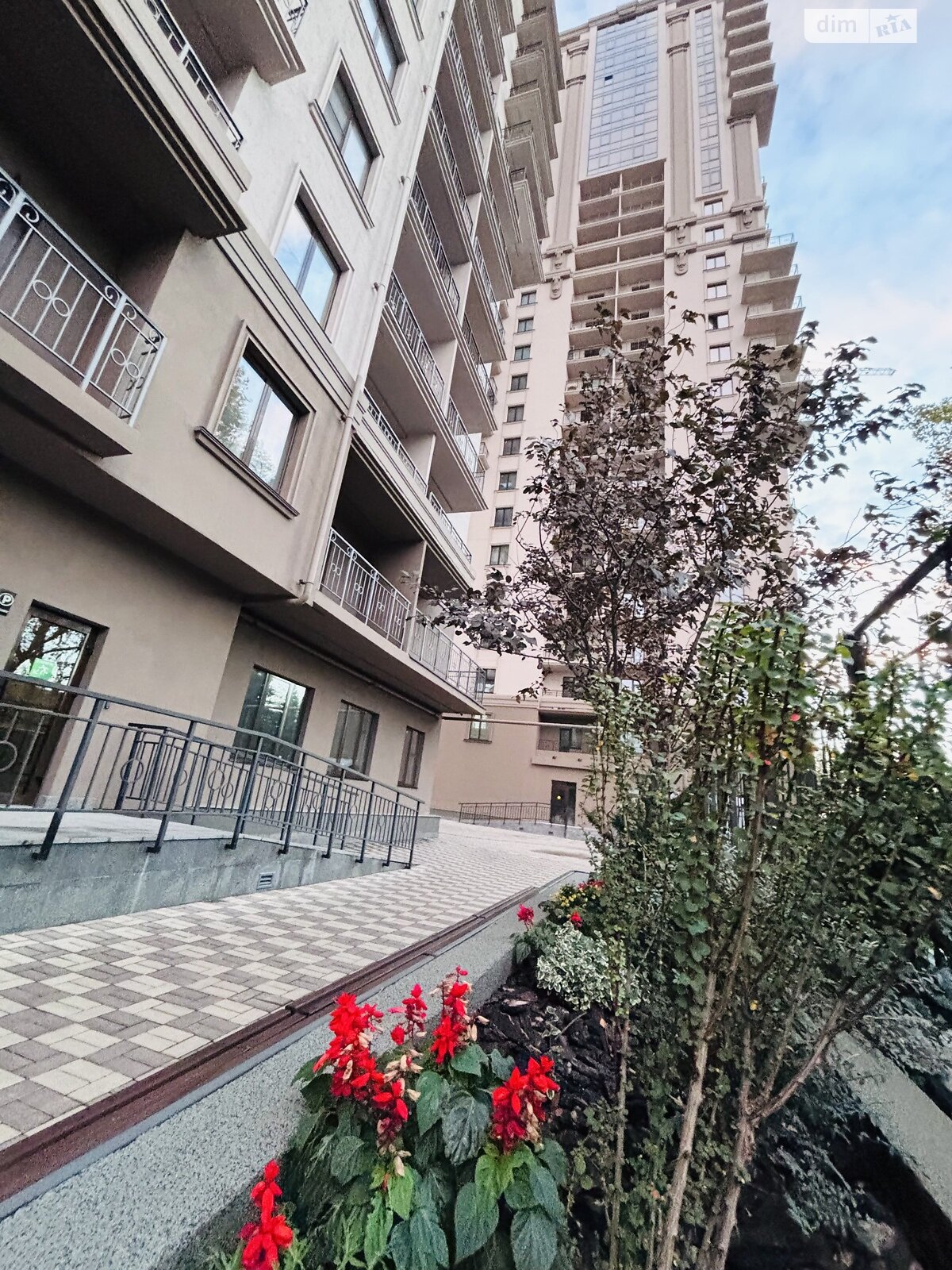 Продаж однокімнатної квартири в Одесі, на дор. Фонтанська 25Ж, район Приморський фото 1