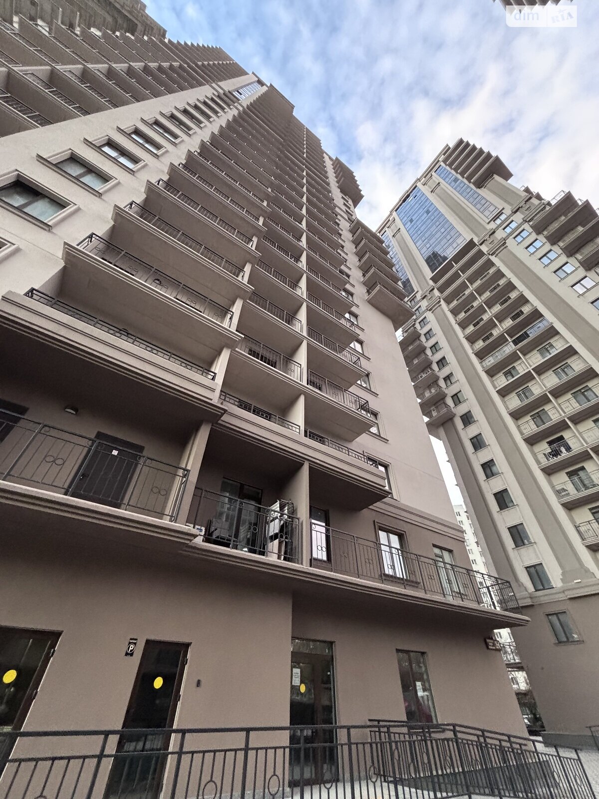 Продаж однокімнатної квартири в Одесі, на дор. Фонтанська 25Ж, район Приморський фото 1