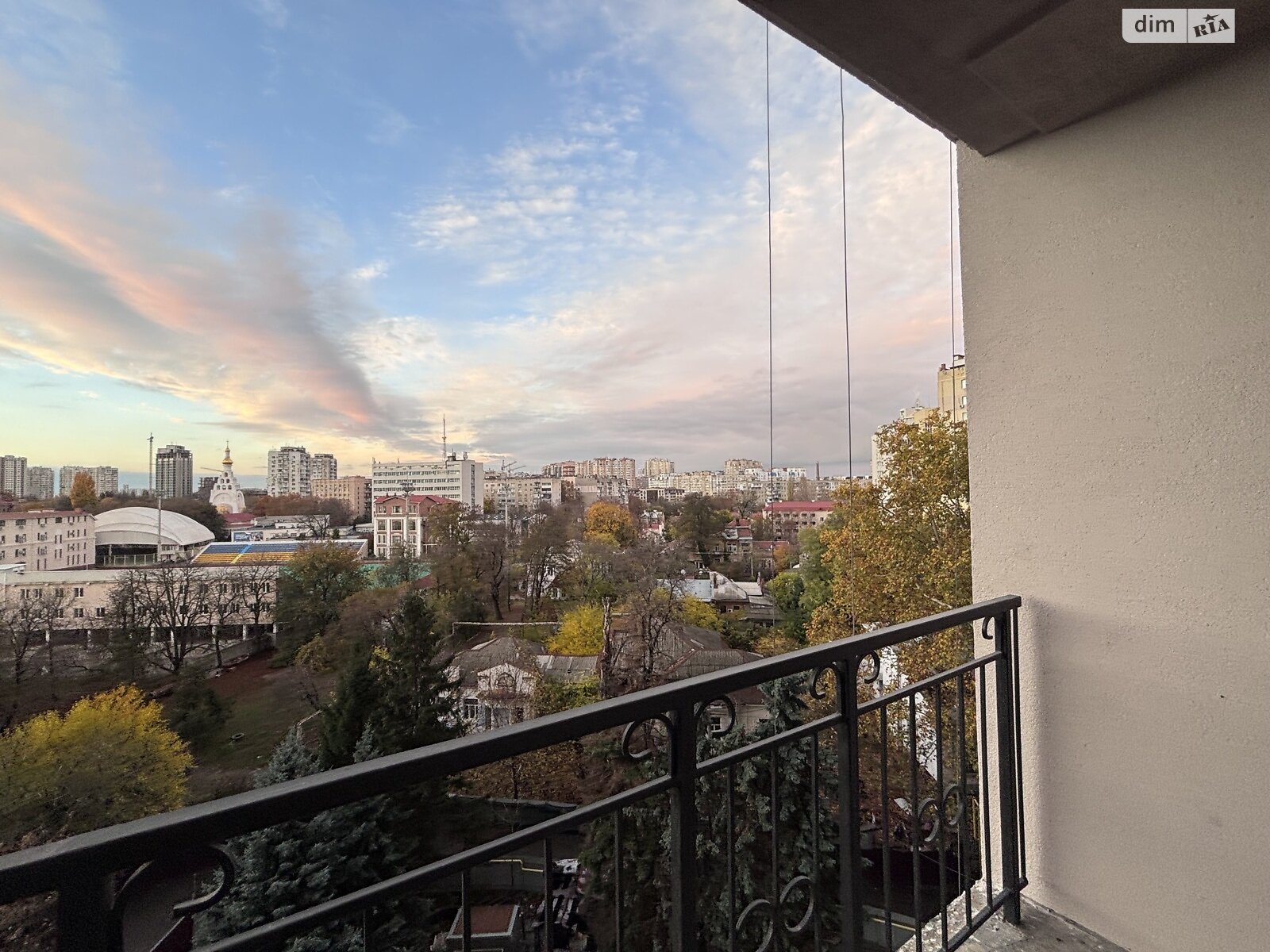 Продаж однокімнатної квартири в Одесі, на дор. Фонтанська 25Ж, район Приморський фото 1