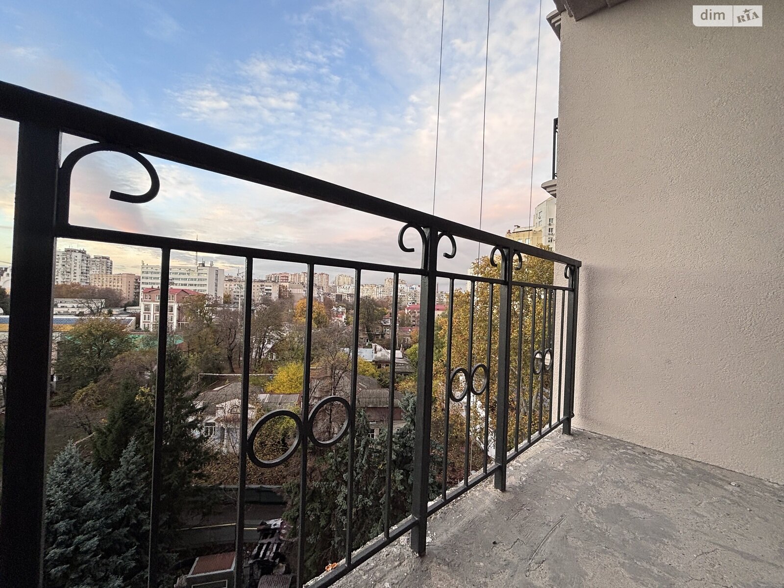 Продаж однокімнатної квартири в Одесі, на дор. Фонтанська 25Ж, район Приморський фото 1