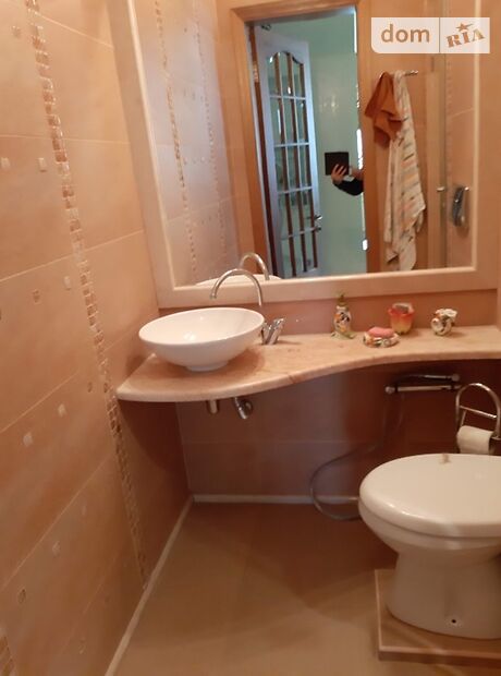 Продажа трехкомнатной квартиры в Одессе, на дор. Фонтанская 123, кв. 73, район Киевский фото 1 Продажа трехкомнатной квартиры в Одессе, на дор. Фонтанская 123, кв. 73, район Киевский фото 1