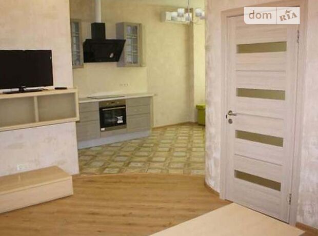 Продажа однокомнатной квартиры в Одессе, на бул. Французский 60 район Приморский фото 1 Продажа однокомнатной квартиры в Одессе, на бул. Французский 60 район Приморский фото 1