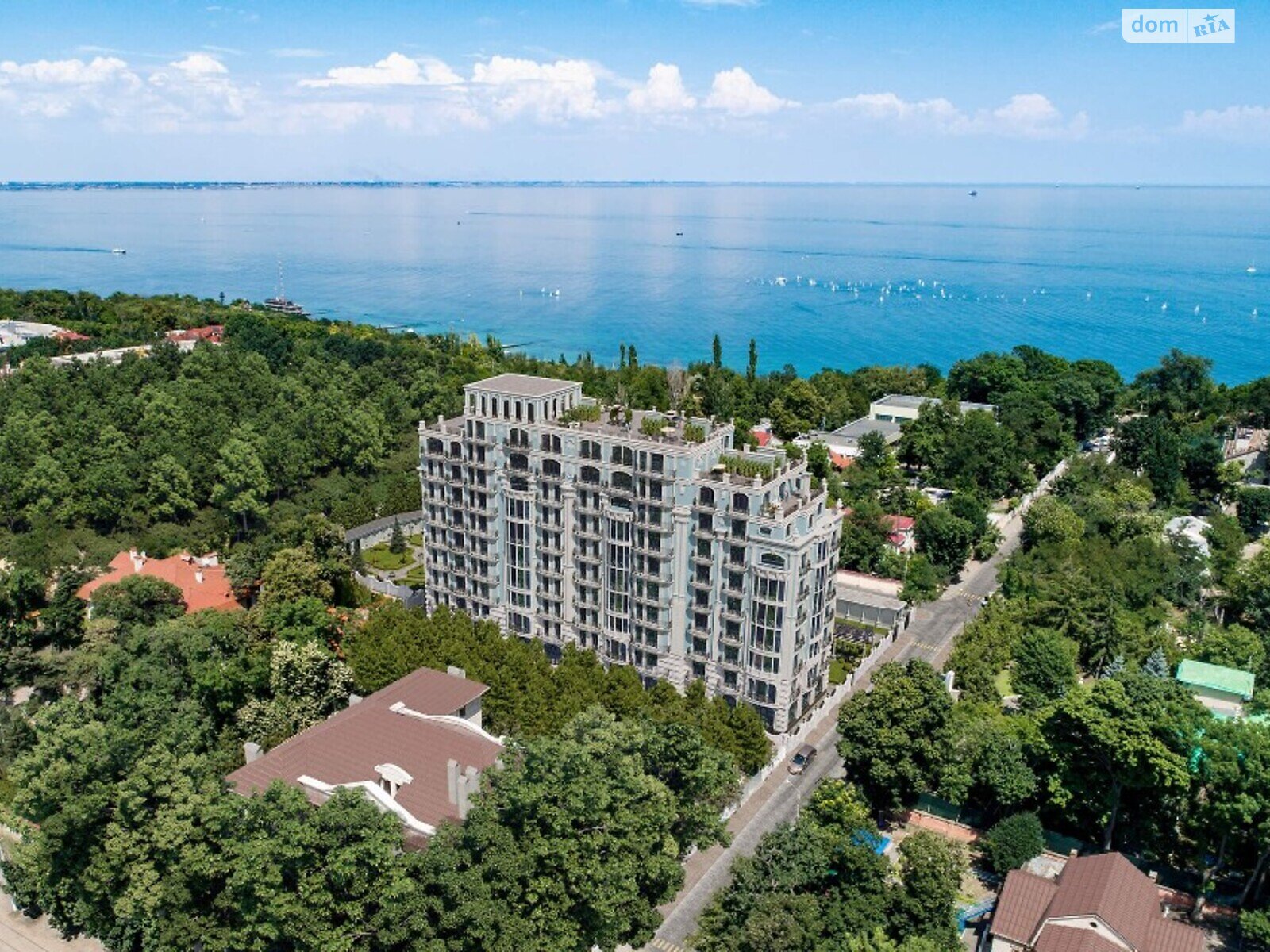 Продажа четырехкомнатной квартиры в Одессе, на бул. Французский 67, кв. 36, район Приморский фото 1