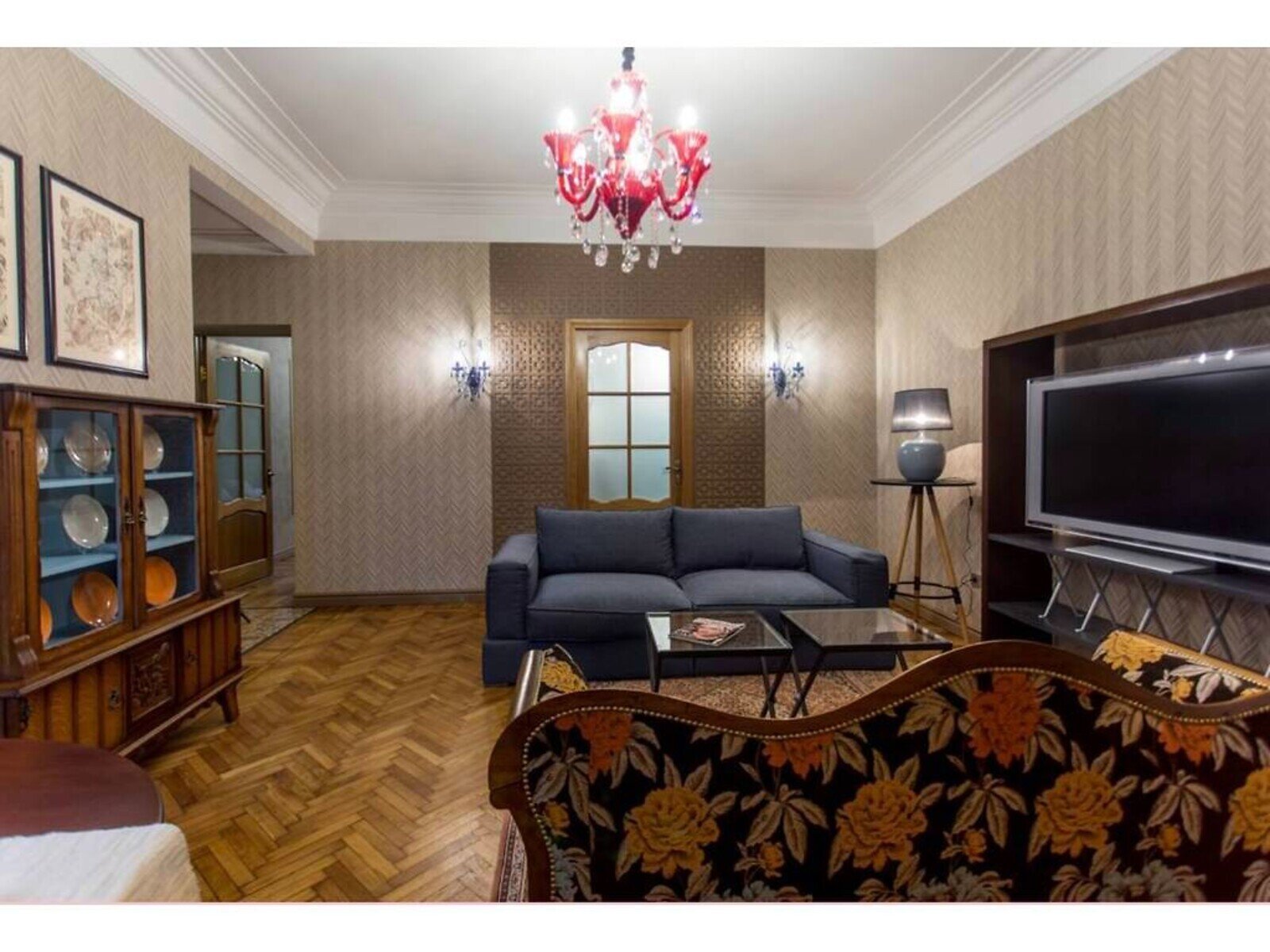 Продаж трикімнатної квартири в Одесі, на бул. Французький, район Приморський фото 1
