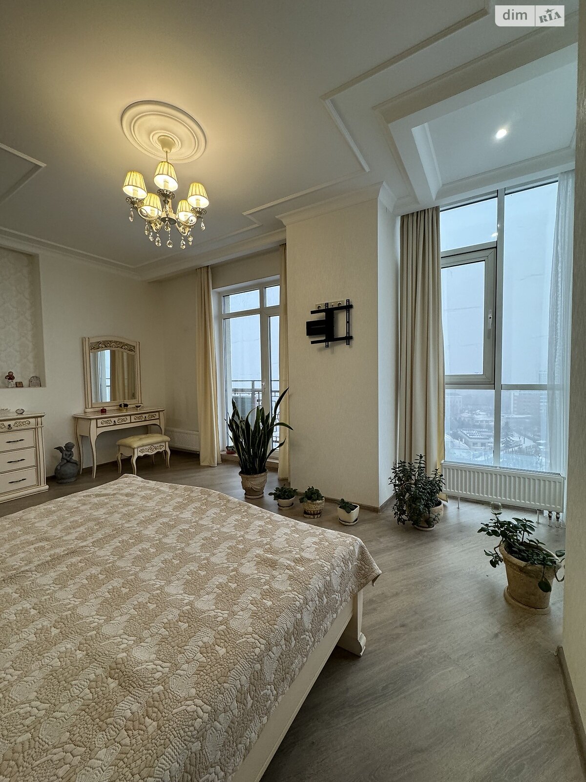 Продажа двухкомнатной квартиры в Одессе, на бул. Французский 60Б, район Приморский фото 1
