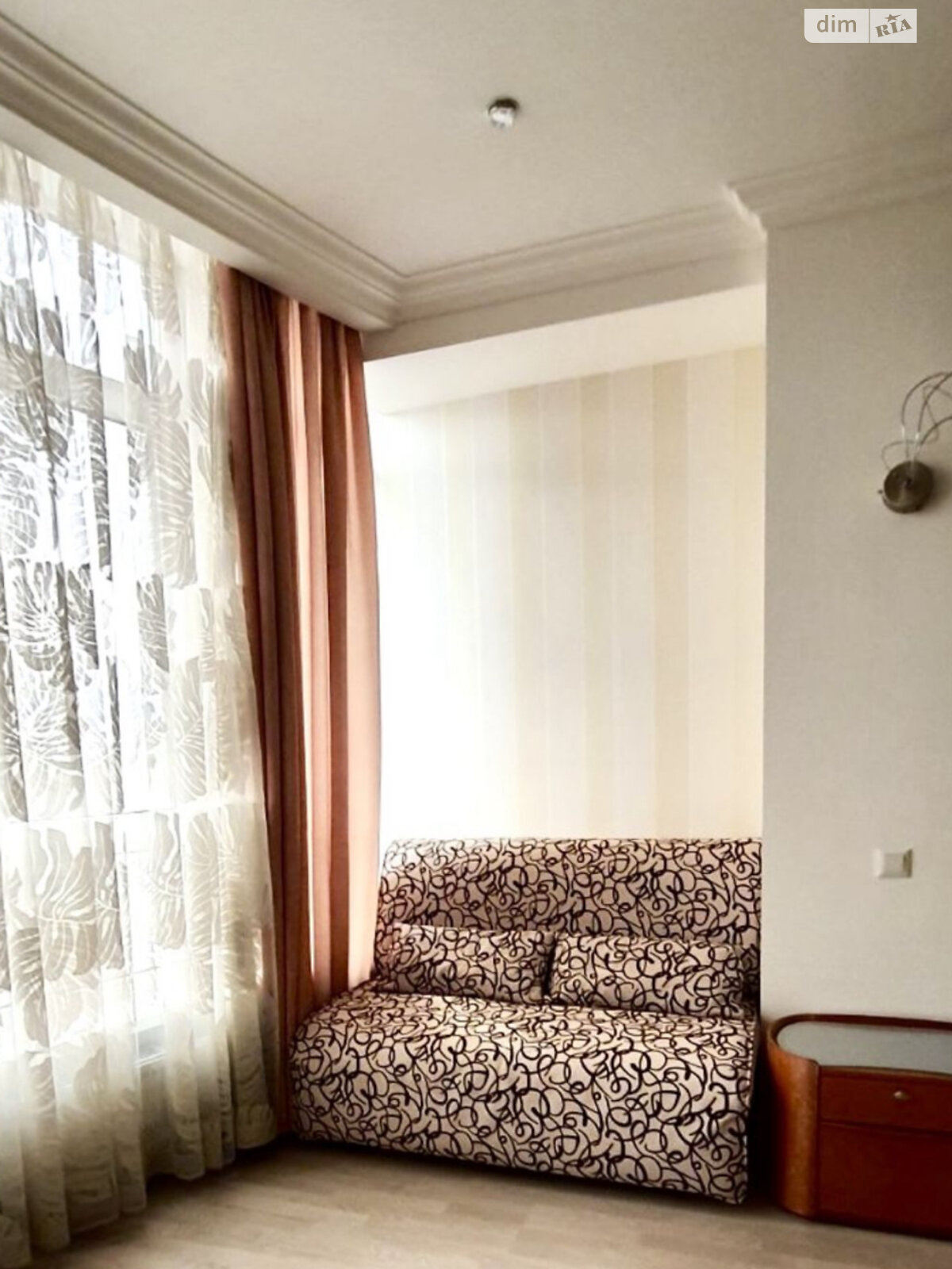 Продаж двокімнатної квартири в Одесі, на бул. Французький, район Приморський фото 1 Продаж двокімнатної квартири в Одесі, на бул. Французький, район Приморський фото 1