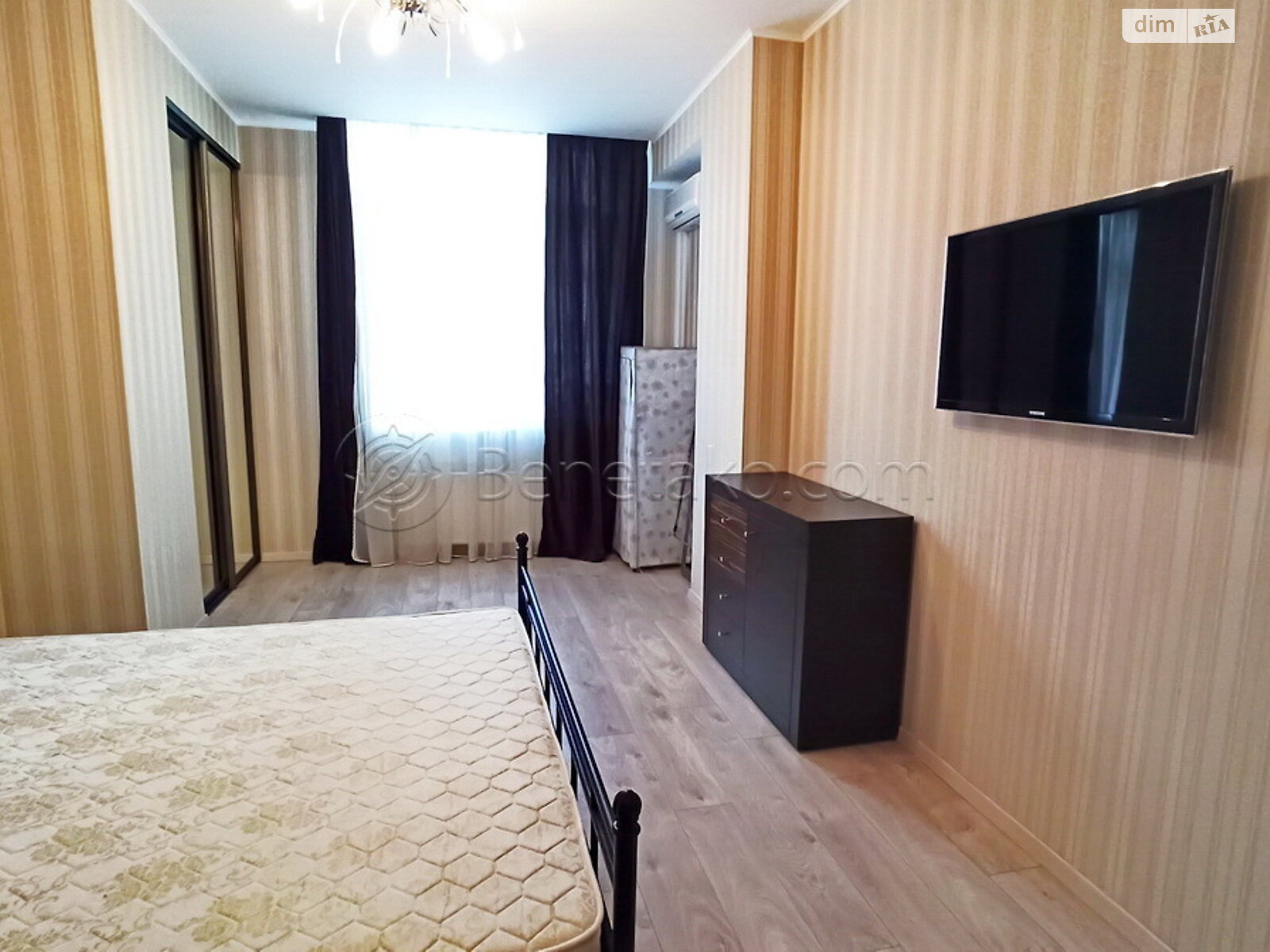 Продаж трикімнатної квартири в Одесі, на бул. Французький 22 корпус 1, район Приморський фото 1 Продаж трикімнатної квартири в Одесі, на бул. Французький 22 корпус 1, район Приморський фото 1