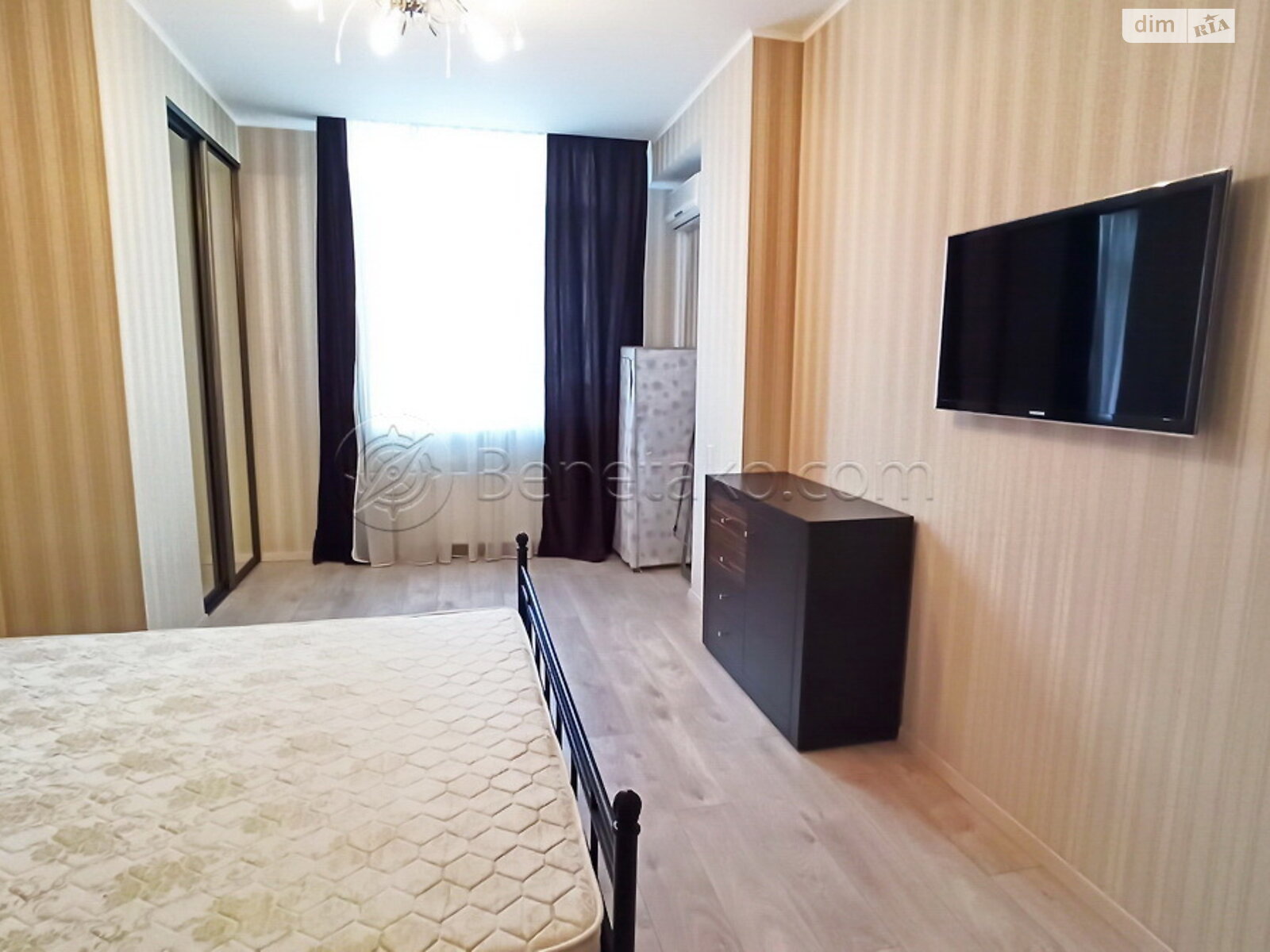 Продаж трикімнатної квартири в Одесі, на бул. Французький 22 корпус 1, район Приморський фото 1 Продаж трикімнатної квартири в Одесі, на бул. Французький 22 корпус 1, район Приморський фото 1