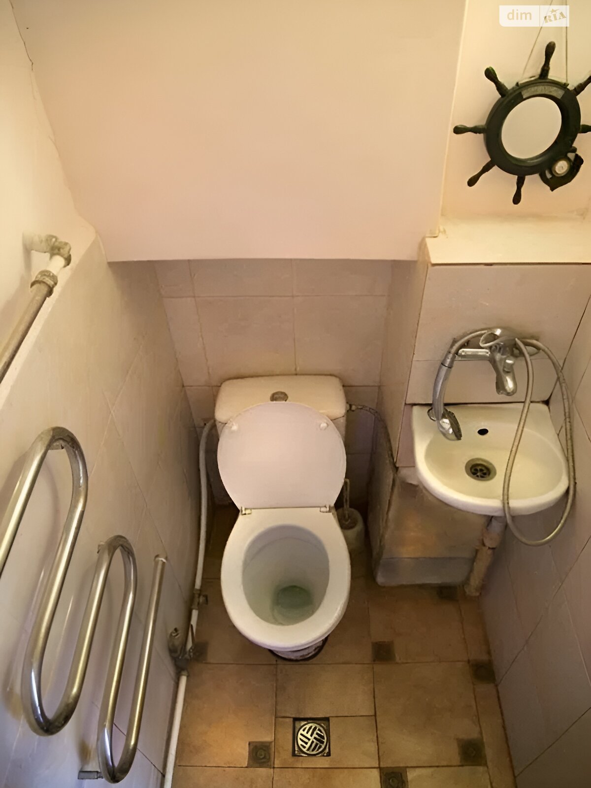 Продажа однокомнатной квартиры в Одессе, на бул. Французский 47, район Приморский фото 1 Продажа однокомнатной квартиры в Одессе, на бул. Французский 47, район Приморский фото 1