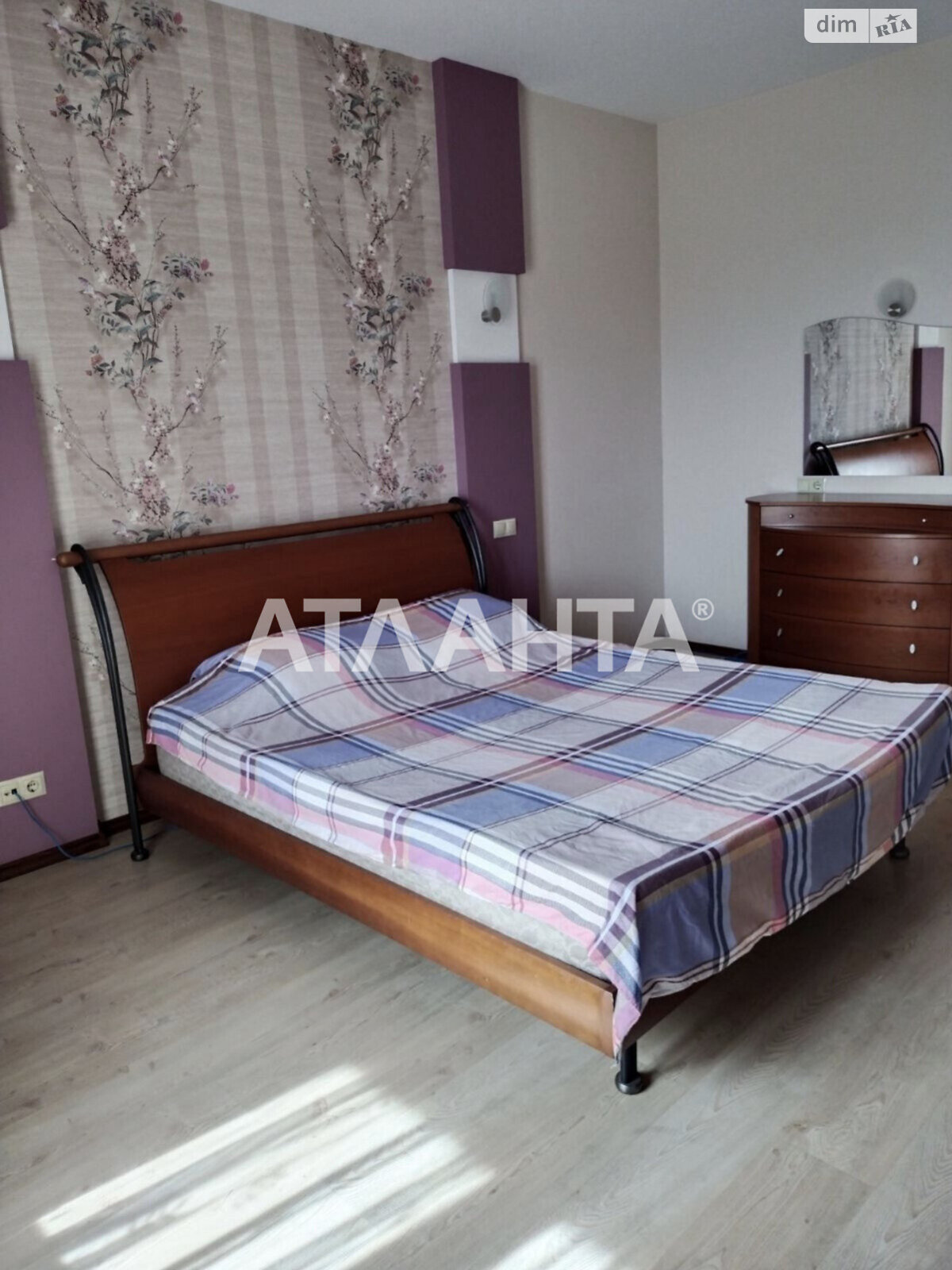 Продажа двухкомнатной квартиры в Одессе, на бул. Французский 9, район Приморский фото 1 Продажа двухкомнатной квартиры в Одессе, на бул. Французский 9, район Приморский фото 1