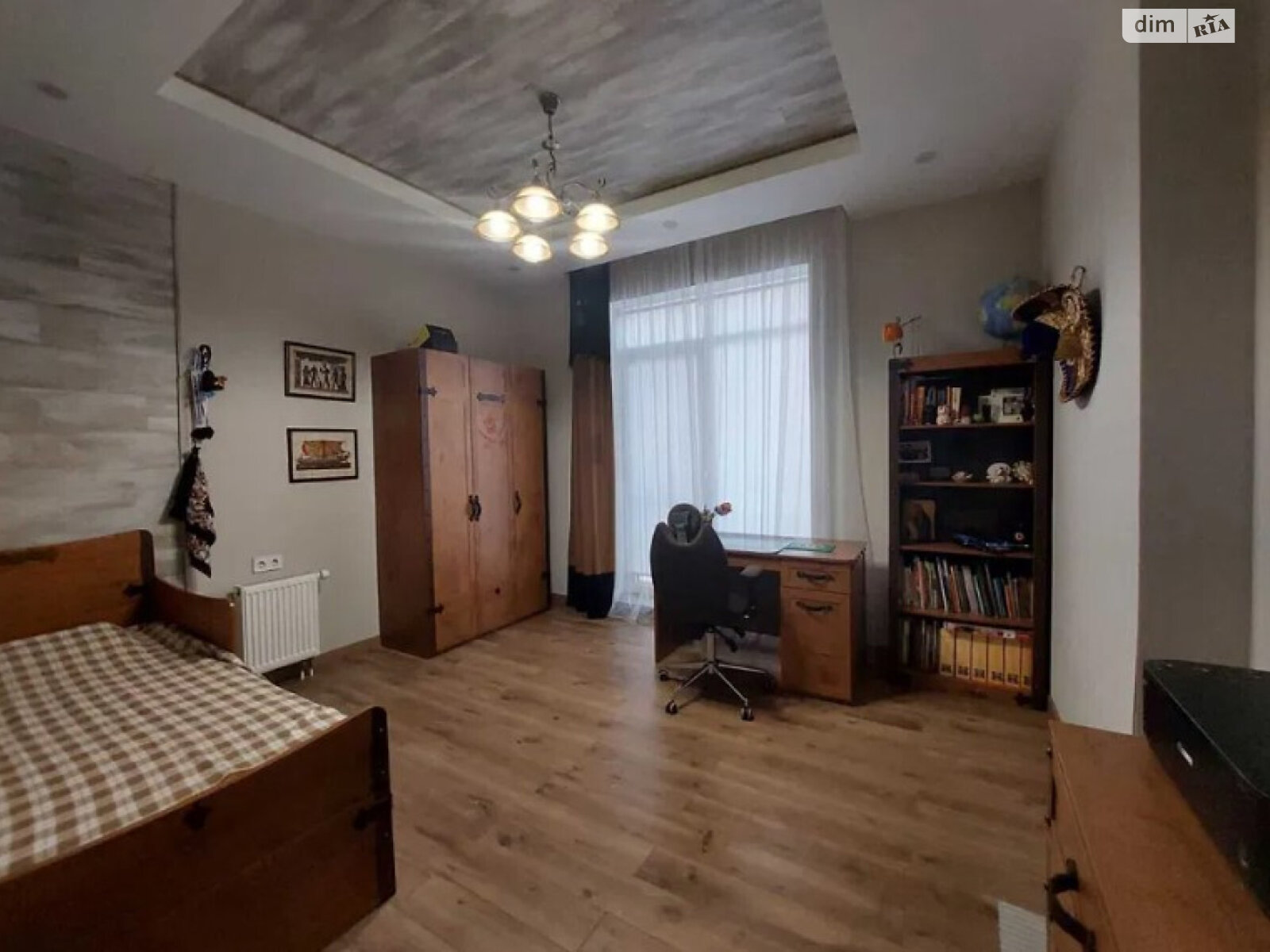 Продаж трикімнатної квартири в Одесі, на бул. Французький, район Приморський фото 1 Продаж трикімнатної квартири в Одесі, на бул. Французький, район Приморський фото 1