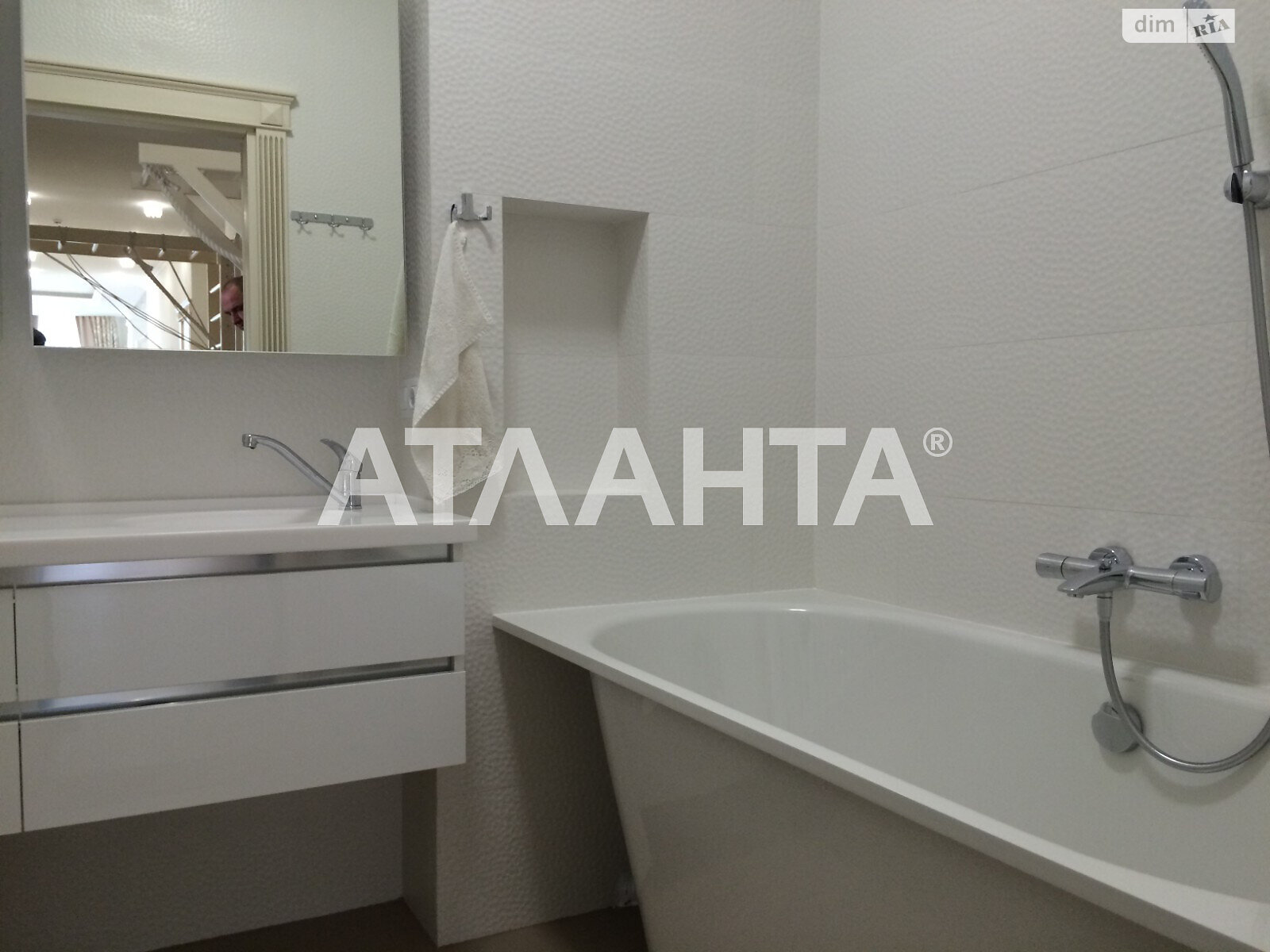Продажа трехкомнатной квартиры в Одессе, на бул. Французский 223, район Приморский фото 1 Продажа трехкомнатной квартиры в Одессе, на бул. Французский 223, район Приморский фото 1
