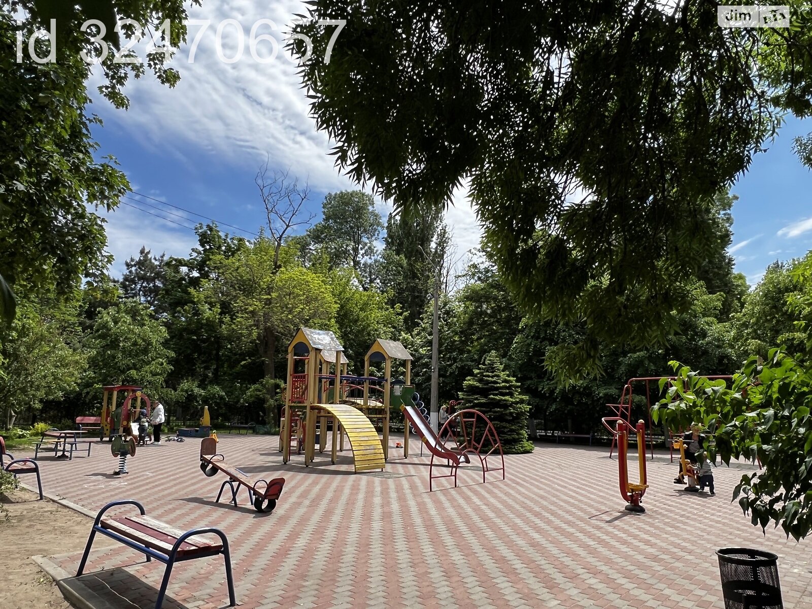 Продаж трикімнатної квартири в Одесі, на бул. Французький, район Приморський фото 1 Продаж трикімнатної квартири в Одесі, на бул. Французький, район Приморський фото 1