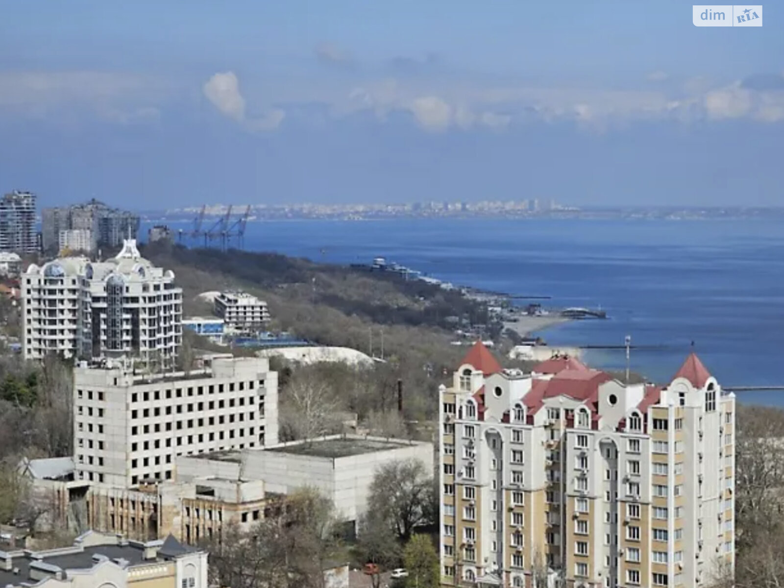 Продаж трикімнатної квартири в Одесі, на бул. Французький 22 корпус 4, район Приморський фото 1 Продаж трикімнатної квартири в Одесі, на бул. Французький 22 корпус 4, район Приморський фото 1