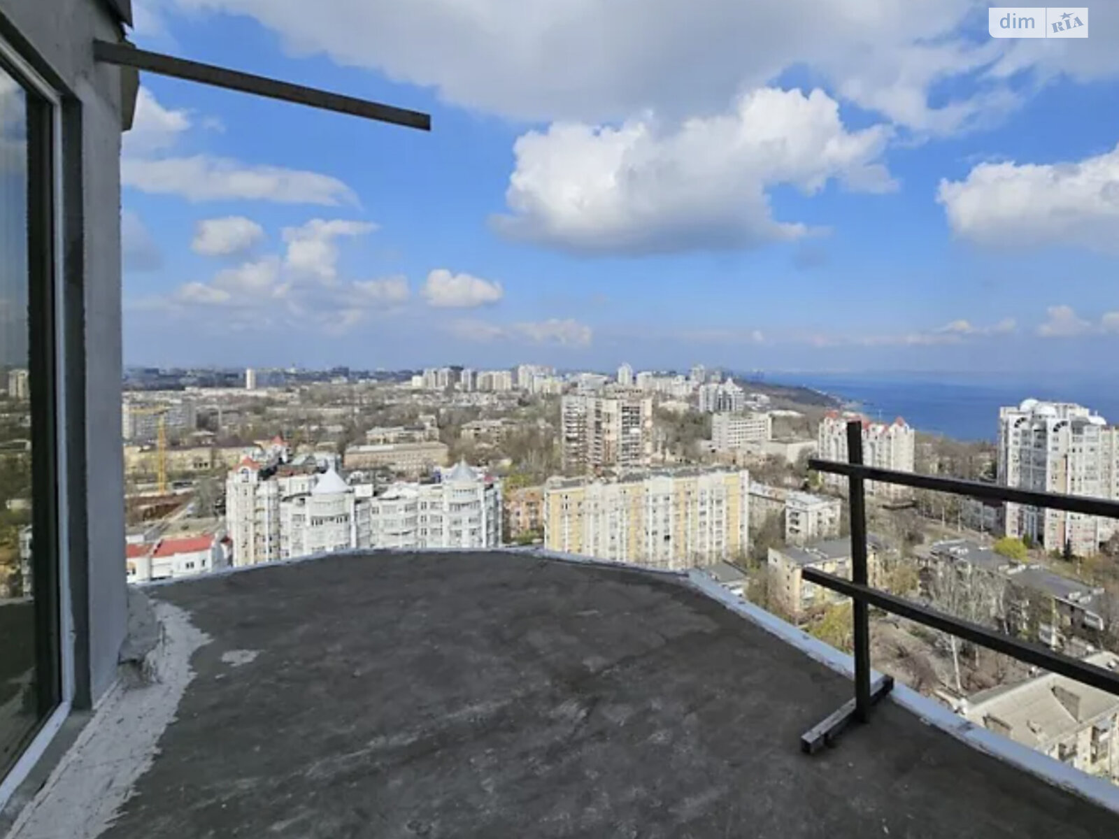 Продаж трикімнатної квартири в Одесі, на бул. Французький 22 корпус 4, район Приморський фото 1 Продаж трикімнатної квартири в Одесі, на бул. Французький 22 корпус 4, район Приморський фото 1