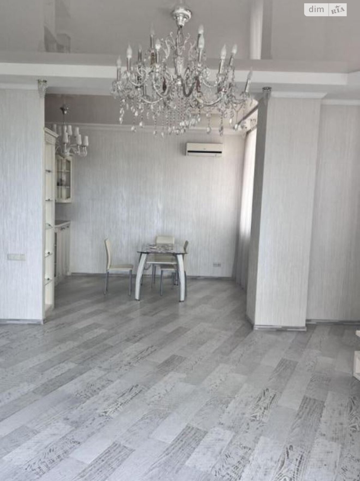 Продаж трикімнатної квартири в Одесі, на бул. Французький 22 корпус 2, район Приморський фото 1 Продаж трикімнатної квартири в Одесі, на бул. Французький 22 корпус 2, район Приморський фото 1