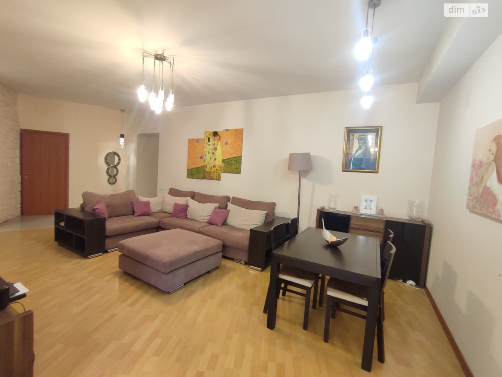 Продаж двокімнатної квартири в Одесі, на бул. Французький, район Приморський фото 1 Продаж двокімнатної квартири в Одесі, на бул. Французький, район Приморський фото 1