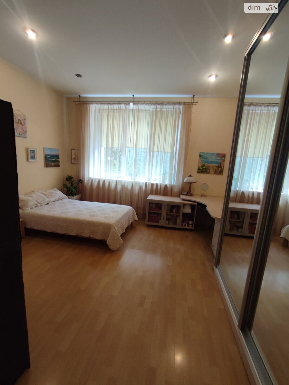 Продаж двокімнатної квартири в Одесі, на бул. Французький, район Приморський фото 1 Продаж двокімнатної квартири в Одесі, на бул. Французький, район Приморський фото 1