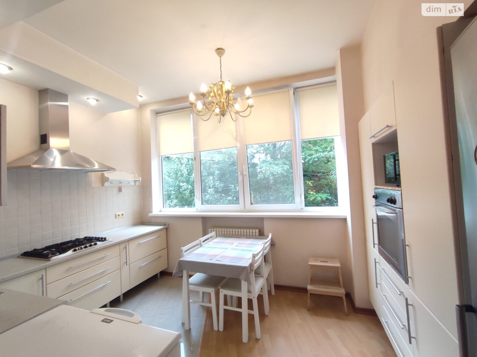 Продаж двокімнатної квартири в Одесі, на бул. Французький, район Приморський фото 1 Продаж двокімнатної квартири в Одесі, на бул. Французький, район Приморський фото 1