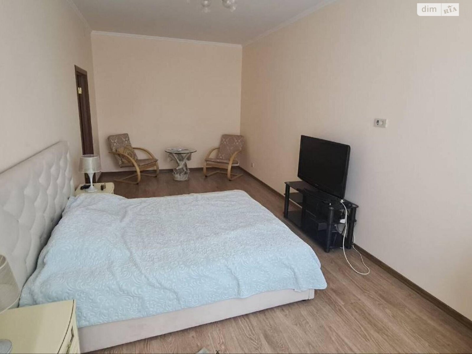 Продажа однокомнатной квартиры в Одессе, на бул. Французский, район Приморский фото 1 Продажа однокомнатной квартиры в Одессе, на бул. Французский, район Приморский фото 1