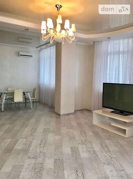 Продажа трехкомнатной квартиры в Одессе, на бул. Французский район Приморский фото 1 Продажа трехкомнатной квартиры в Одессе, на бул. Французский район Приморский фото 1