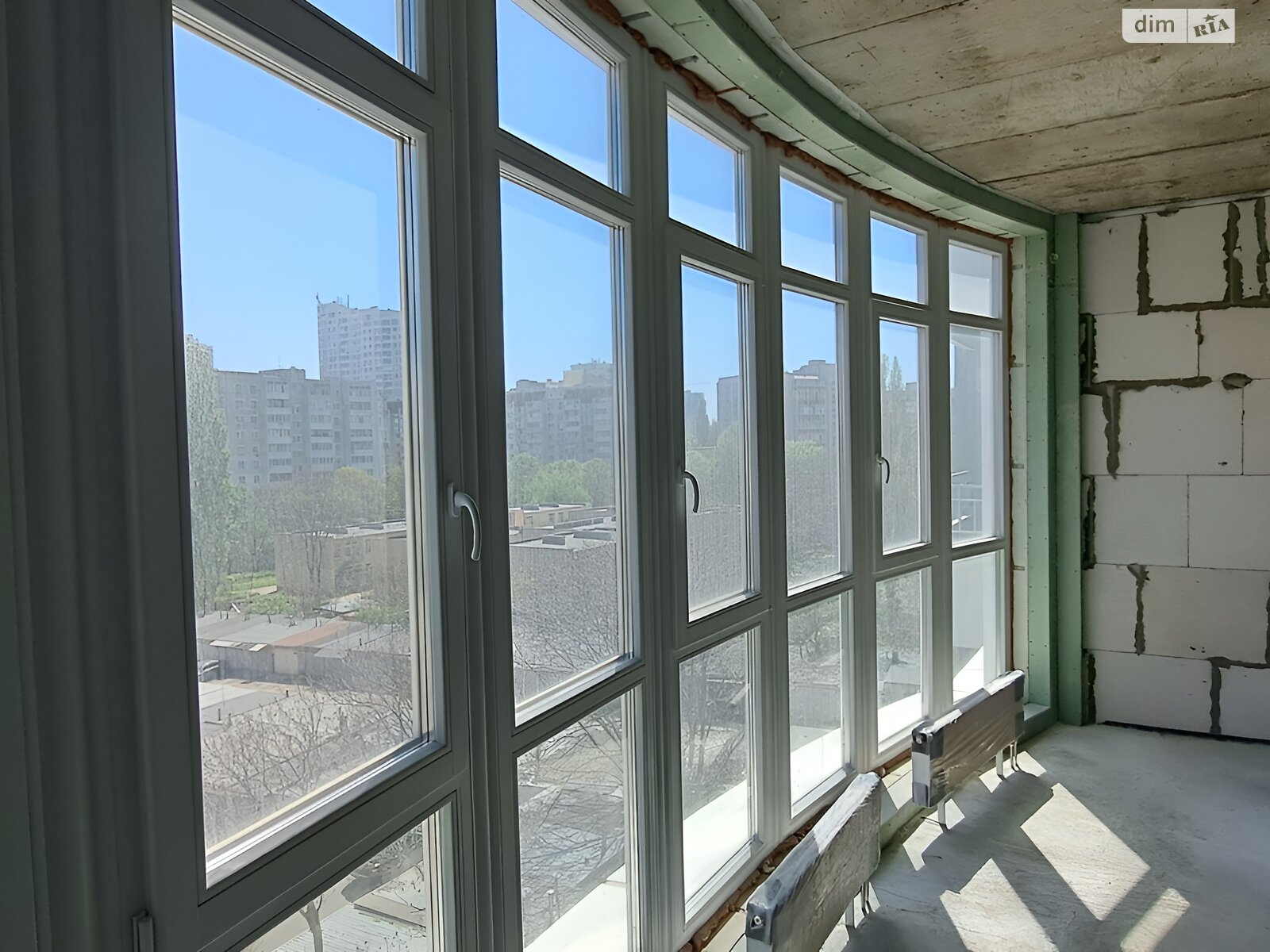 Продаж однокімнатної квартири в Одесі, на просп. Гагаріна 19, район Приморський фото 1 Продаж однокімнатної квартири в Одесі, на просп. Гагаріна 19, район Приморський фото 1