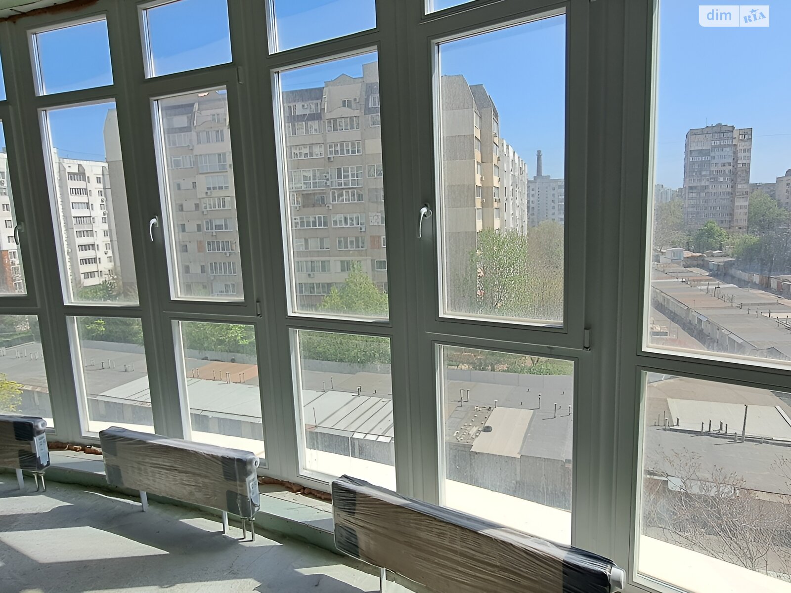 Продаж однокімнатної квартири в Одесі, на просп. Гагаріна 19, район Приморський фото 1 Продаж однокімнатної квартири в Одесі, на просп. Гагаріна 19, район Приморський фото 1