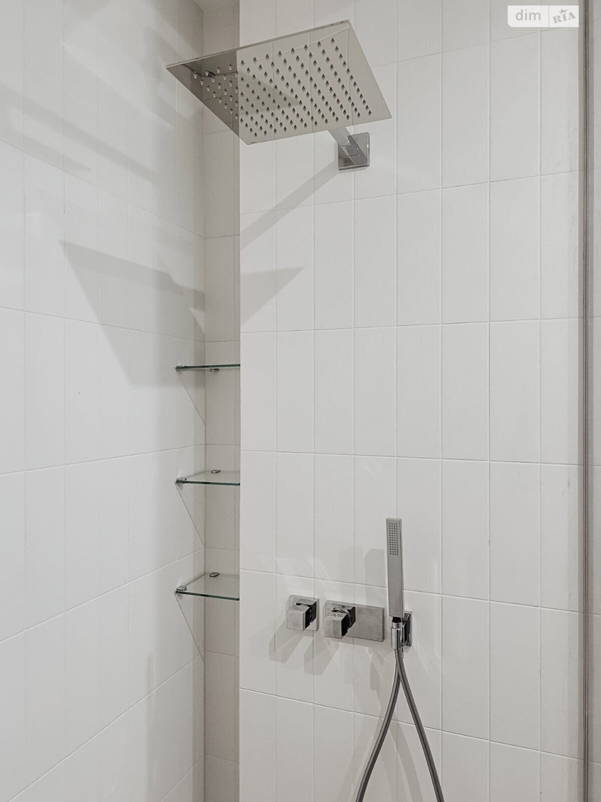 Продажа однокомнатной квартиры в Одессе, на просп. Гагарина 19В, район Приморский фото 1 Продажа однокомнатной квартиры в Одессе, на просп. Гагарина 19В, район Приморский фото 1