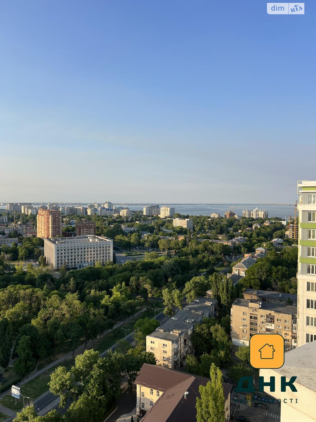 Продаж двокімнатної квартири в Одесі, на просп. Гагаріна 19А, район Приморський фото 1 Продаж двокімнатної квартири в Одесі, на просп. Гагаріна 19А, район Приморський фото 1