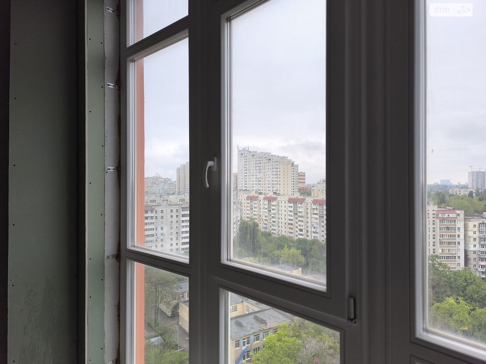 Продажа однокомнатной квартиры в Одессе, на просп. Гагарина 19 корпус 4, район Приморский фото 1 Продажа однокомнатной квартиры в Одессе, на просп. Гагарина 19 корпус 4, район Приморский фото 1