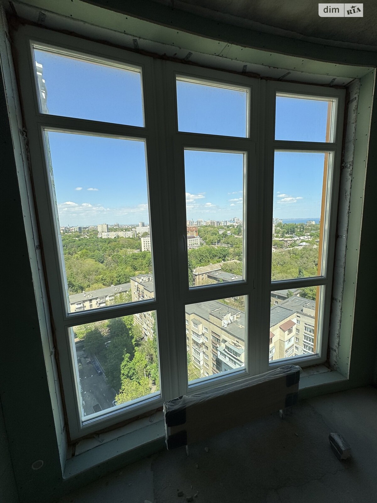 Продажа трехкомнатной квартиры в Одессе, на просп. Гагарина 19 корпус 3, район Приморский фото 1 Продажа трехкомнатной квартиры в Одессе, на просп. Гагарина 19 корпус 3, район Приморский фото 1