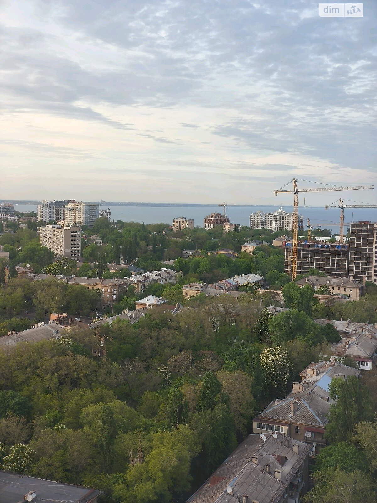 Продаж двокімнатної квартири в Одесі, на просп. Гагаріна 19В, район Приморський фото 1 Продаж двокімнатної квартири в Одесі, на просп. Гагаріна 19В, район Приморський фото 1