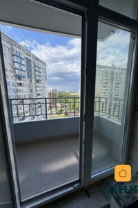 Продаж однокімнатної квартири в Одесі, на просп. Гагаріна 19 корпус 4, район Приморський фото 2