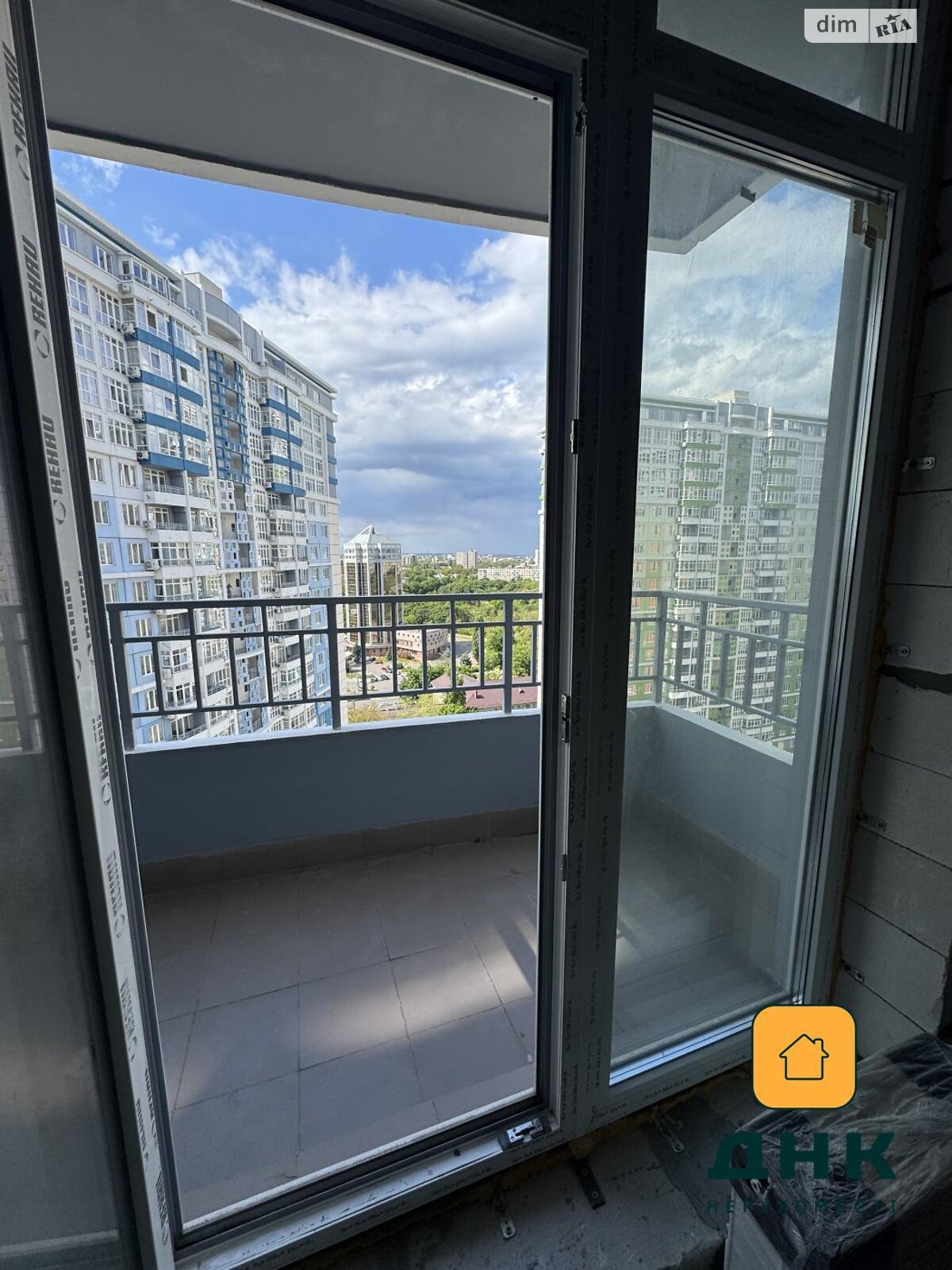 Продаж однокімнатної квартири в Одесі, на просп. Гагаріна 19 корпус 4, район Приморський фото 1 Продаж однокімнатної квартири в Одесі, на просп. Гагаріна 19 корпус 4, район Приморський фото 1