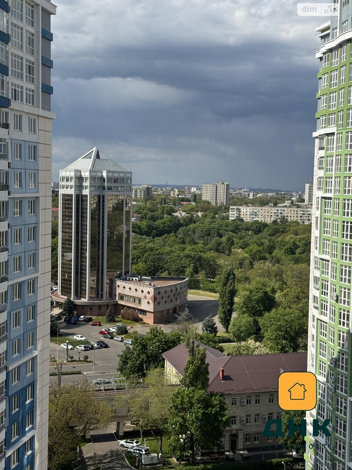 Продаж однокімнатної квартири в Одесі, на просп. Гагаріна 19 корпус 4, район Приморський фото 1 Продаж однокімнатної квартири в Одесі, на просп. Гагаріна 19 корпус 4, район Приморський фото 1
