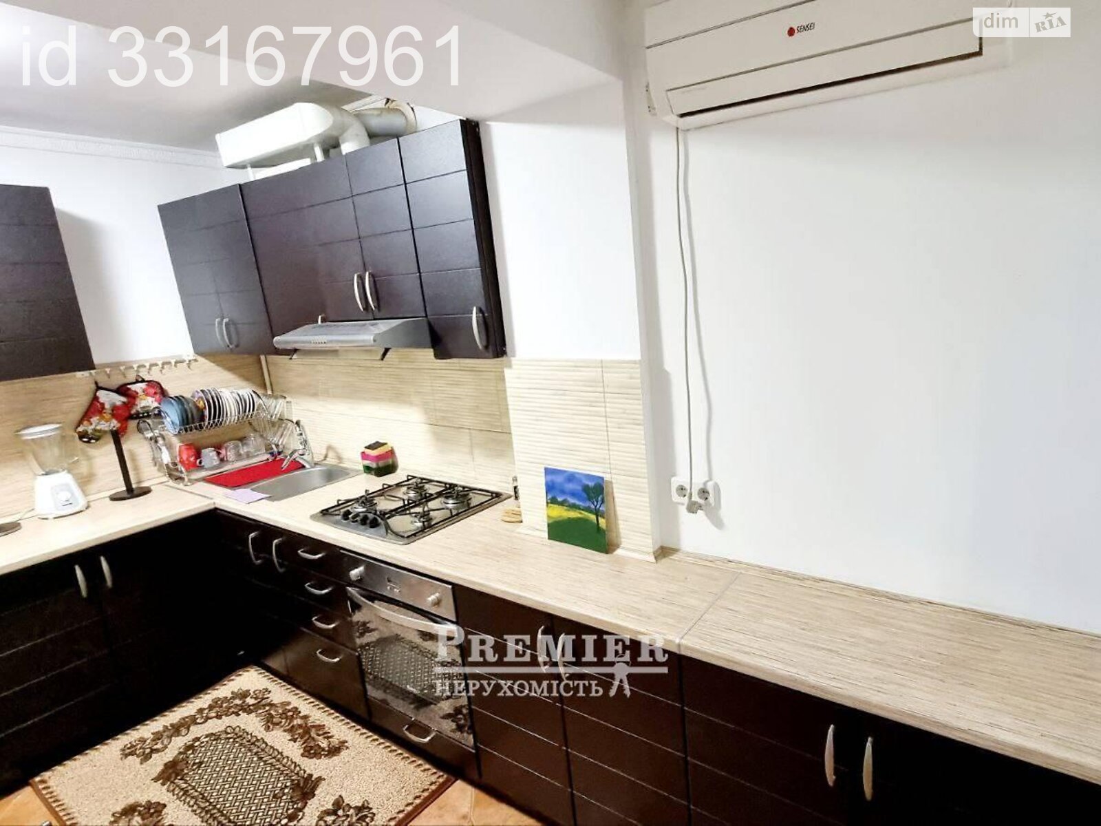 Продажа трехкомнатной квартиры в Одессе, на просп. Гагарина, район Приморский фото 1 Продажа трехкомнатной квартиры в Одессе, на просп. Гагарина, район Приморский фото 1