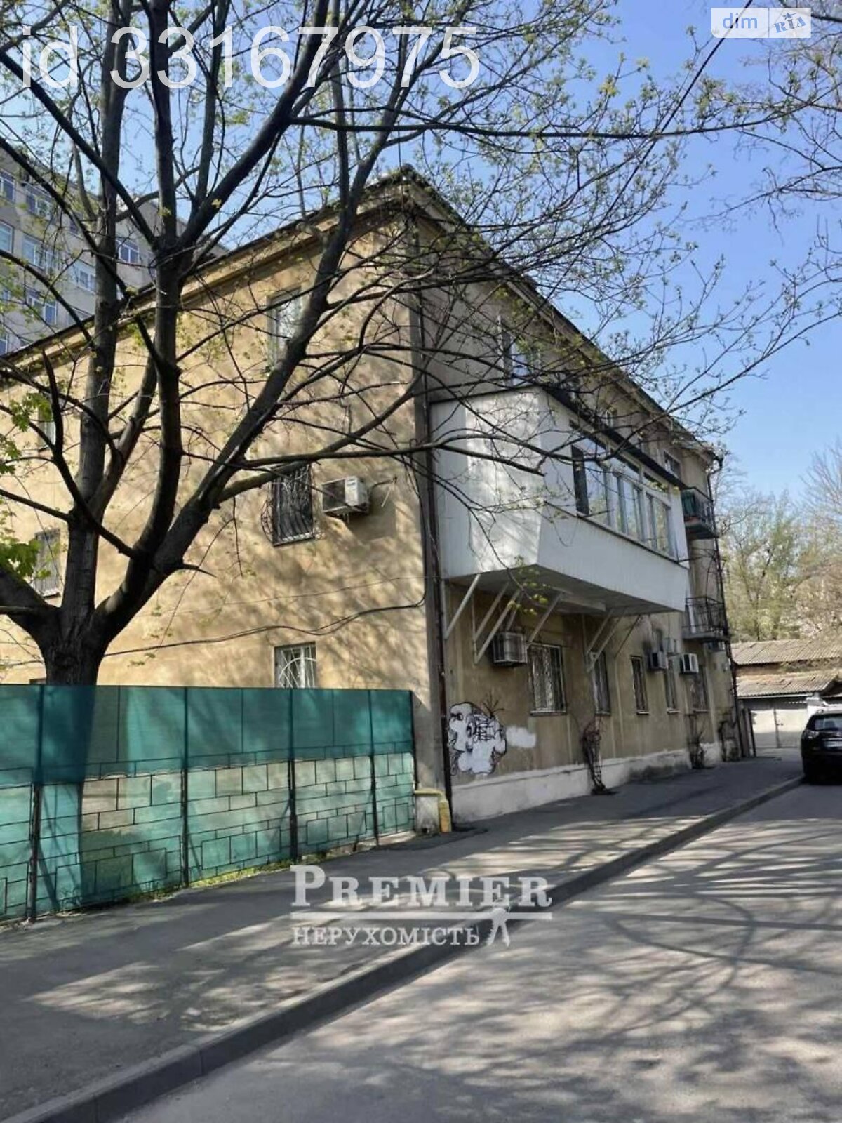 Продажа трехкомнатной квартиры в Одессе, на просп. Гагарина, район Приморский фото 1 Продажа трехкомнатной квартиры в Одессе, на просп. Гагарина, район Приморский фото 1