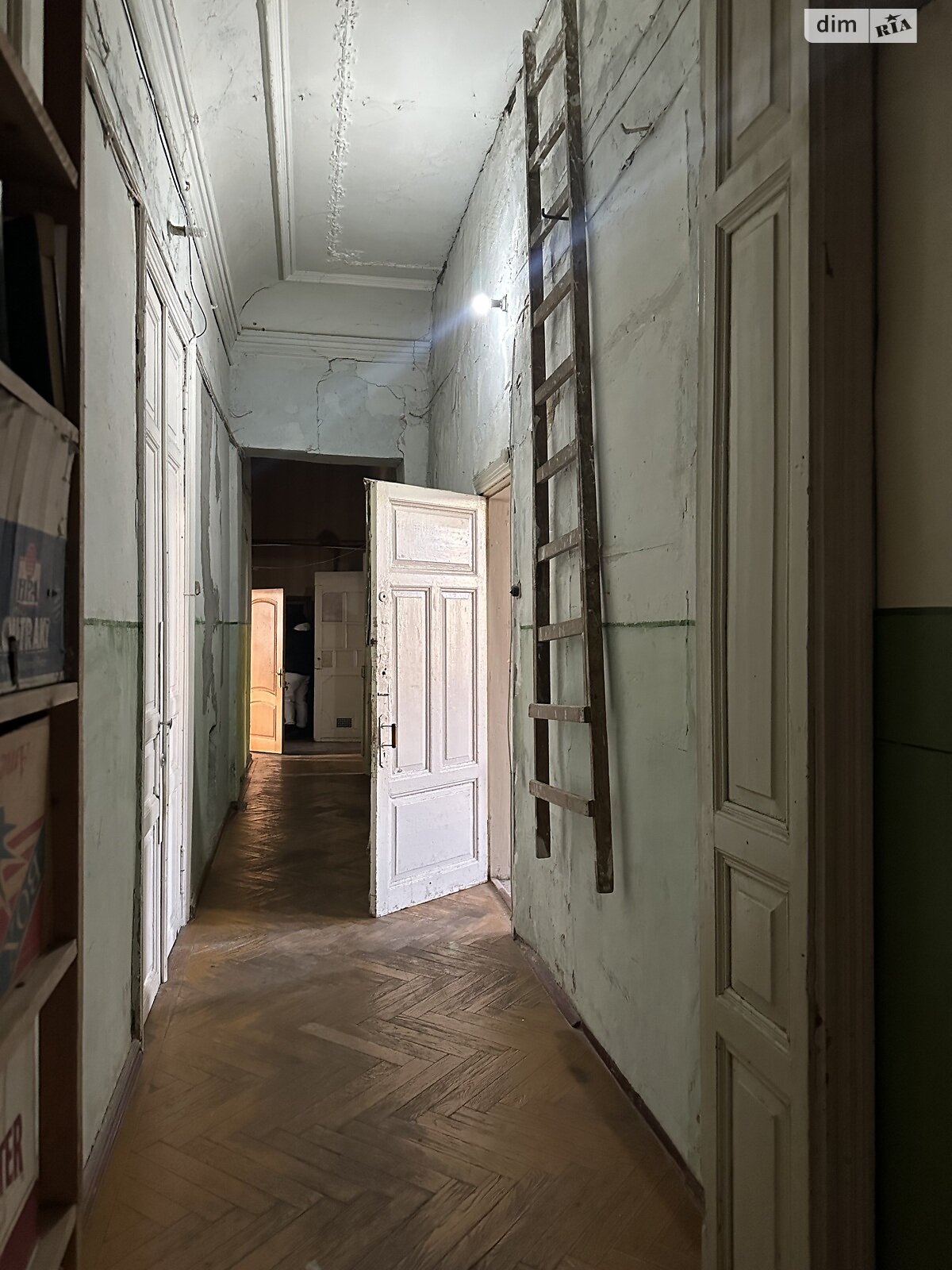 Продаж шестикімнатної квартири в Одесі, на вул. Гаванна 6, кв. 16, район Приморський фото 1 Продаж шестикімнатної квартири в Одесі, на вул. Гаванна 6, кв. 16, район Приморський фото 1