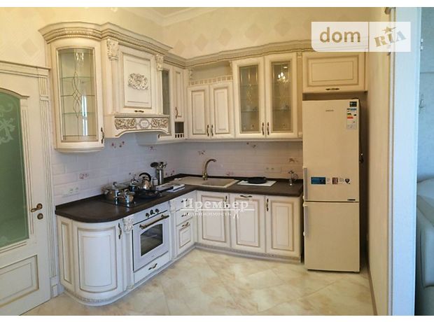 Продажа трехкомнатной квартиры в Одессе, на ул. Генуэзская район Приморский фото 1 Продажа трехкомнатной квартиры в Одессе, на ул. Генуэзская район Приморский фото 1