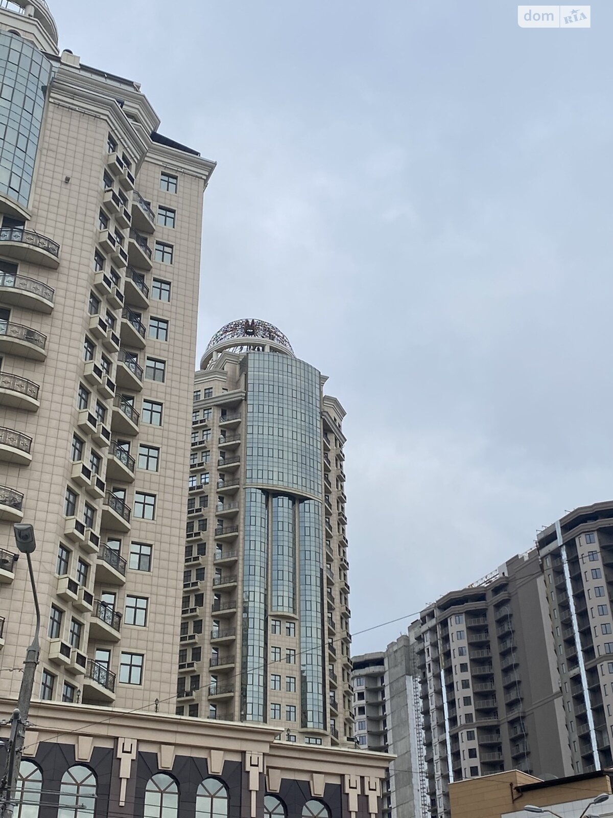 Продаж п`ятикімнатної квартири в Одесі, на вул. Генуезька, район Приморський фото 1 Продаж п`ятикімнатної квартири в Одесі, на вул. Генуезька, район Приморський фото 1