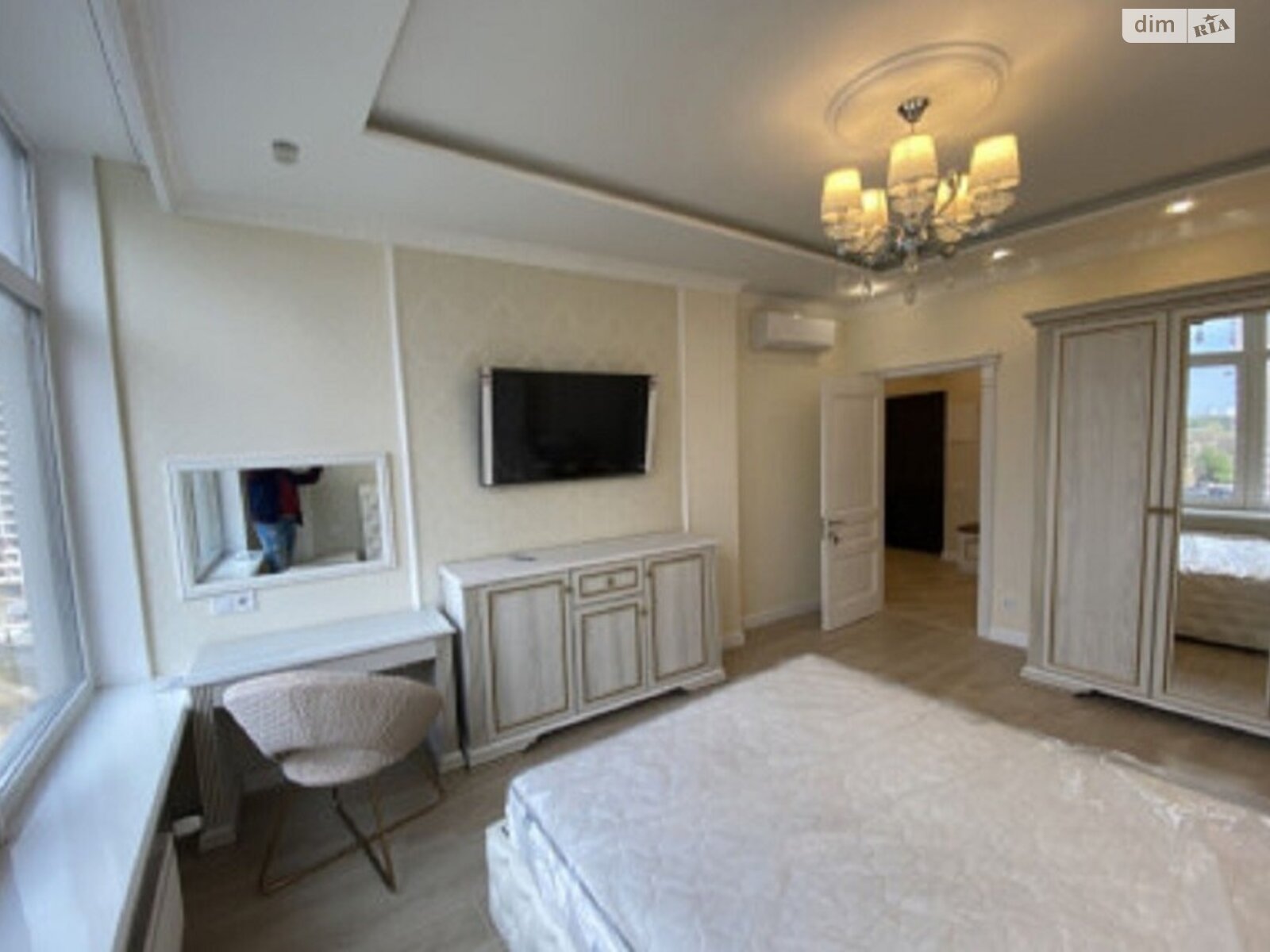 Продажа двухкомнатной квартиры в Одессе, на ул. Генуэзская 3В, район Приморский фото 1
