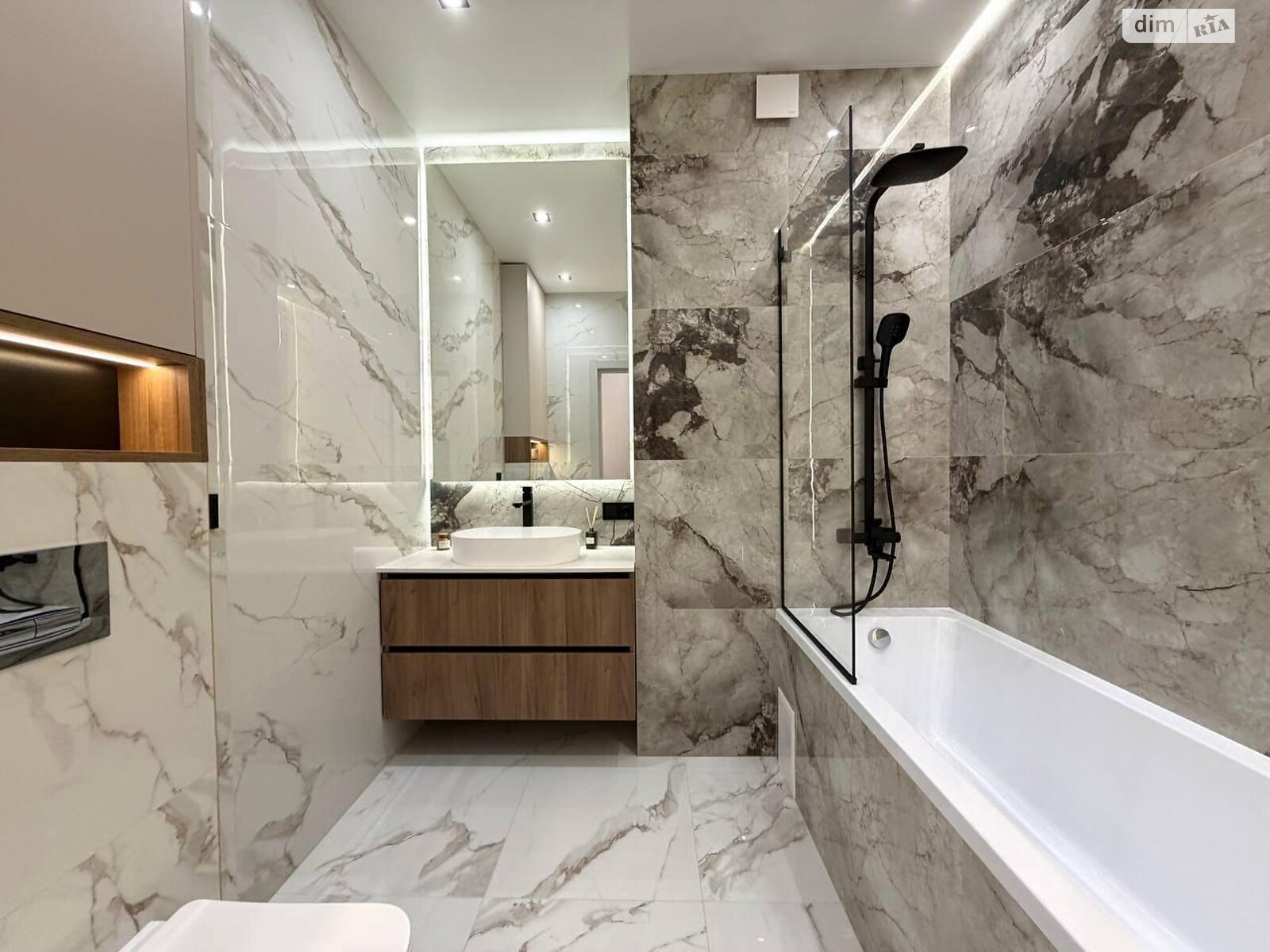 Продажа двухкомнатной квартиры в Одессе, на ул. Генуэзская, район Приморский фото 1