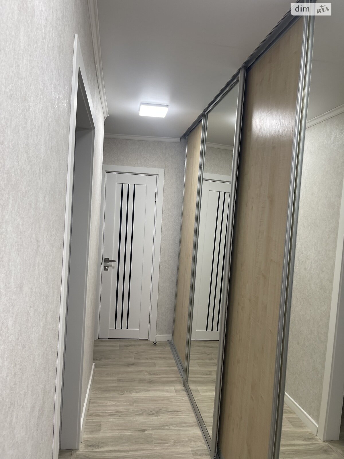 Продаж однокімнатної квартири в Одесі, на вул. Геранієва 12, район Приморський фото 1 Продаж однокімнатної квартири в Одесі, на вул. Геранієва 12, район Приморський фото 1