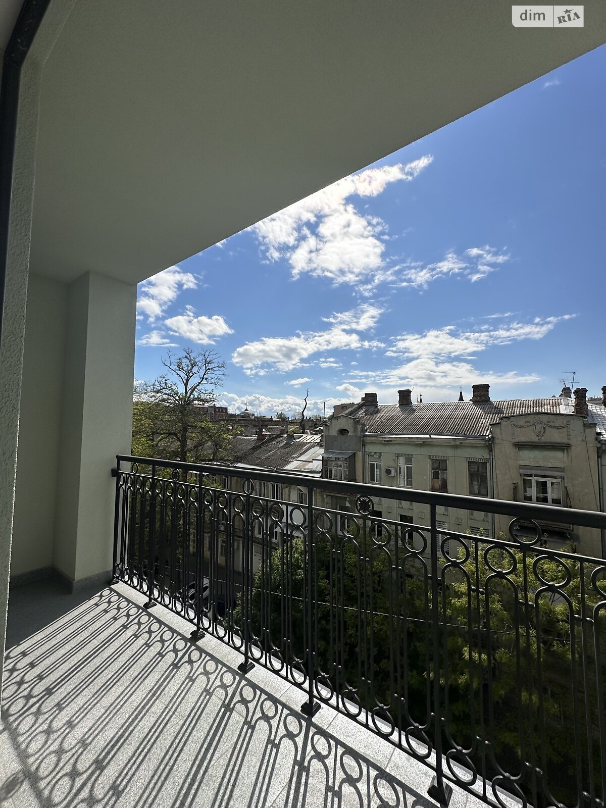 Продажа однокомнатной квартиры в Одессе, на ул. Гимназическая 13, район Приморский фото 1 Продажа однокомнатной квартиры в Одессе, на ул. Гимназическая 13, район Приморский фото 1