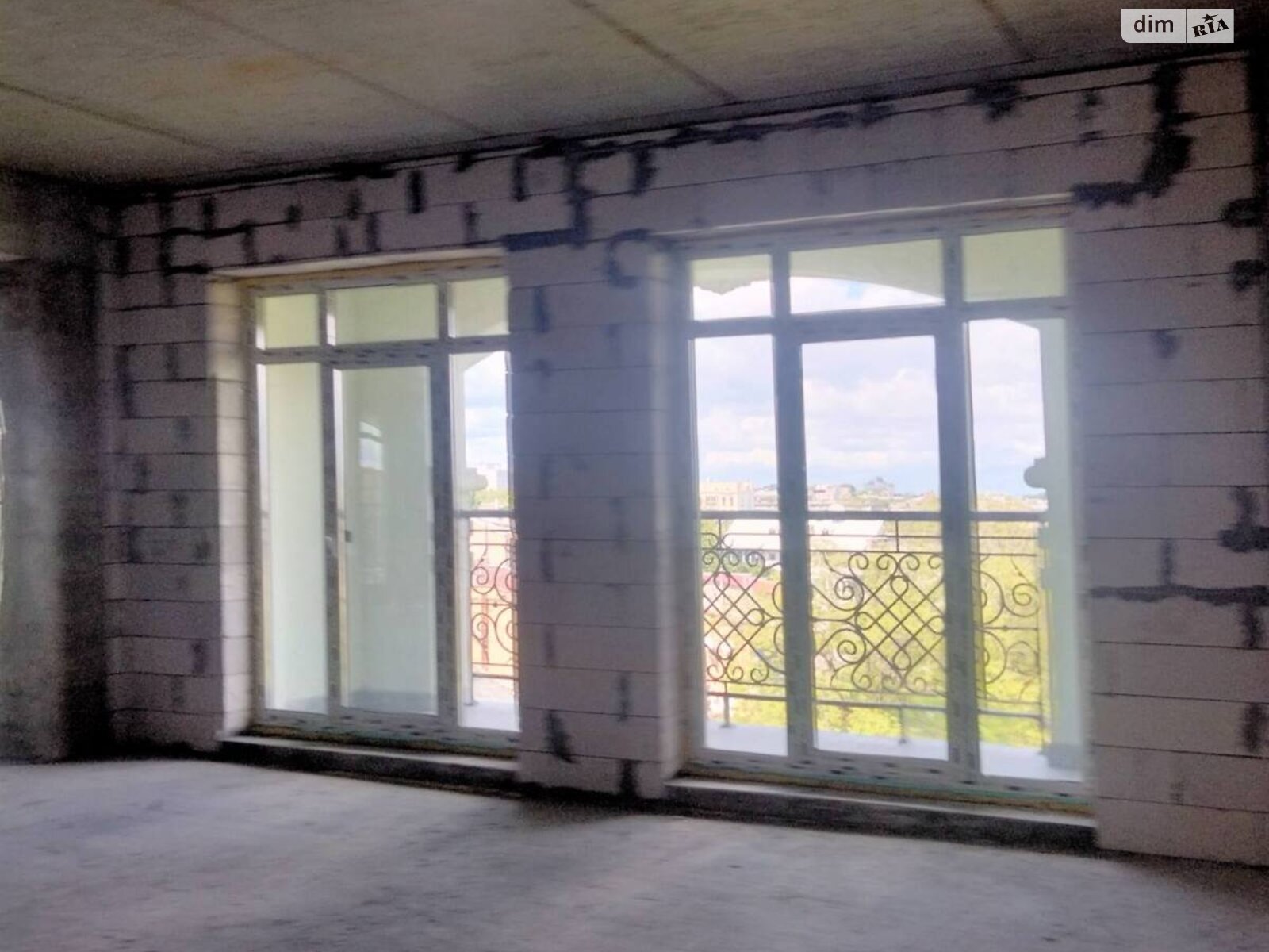 Продаж чотирикімнатної квартири в Одесі, на вул. Гімназична 13, район Приморський фото 1 Продаж чотирикімнатної квартири в Одесі, на вул. Гімназична 13, район Приморський фото 1