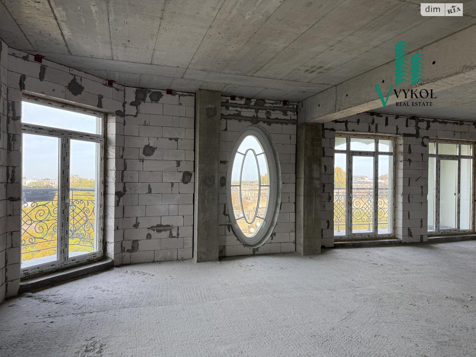 Продаж чотирикімнатної квартири в Одесі, на вул. Гімназична 13, район Приморський фото 1 Продаж чотирикімнатної квартири в Одесі, на вул. Гімназична 13, район Приморський фото 1