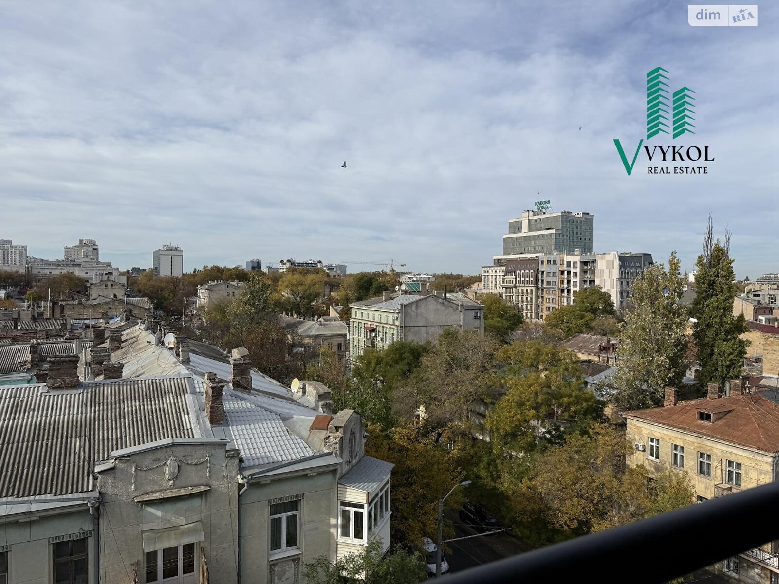 Продаж чотирикімнатної квартири в Одесі, на вул. Гімназична 13, район Приморський фото 1 Продаж чотирикімнатної квартири в Одесі, на вул. Гімназична 13, район Приморський фото 1